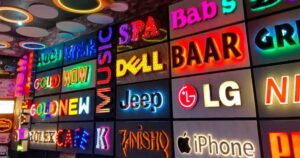 Acrylic LED Boards vs Traditional Signboards: Which One Is the Right Choice for Your Business?